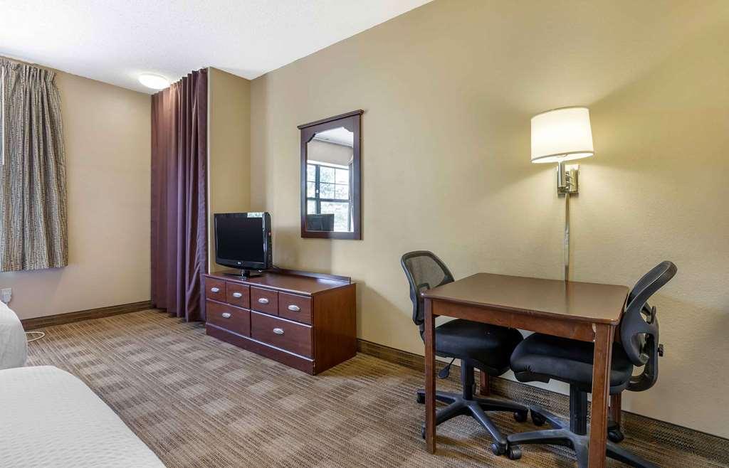 Extended Stay America Select Suites - Fayetteville - Спрингдейл Стая снимка