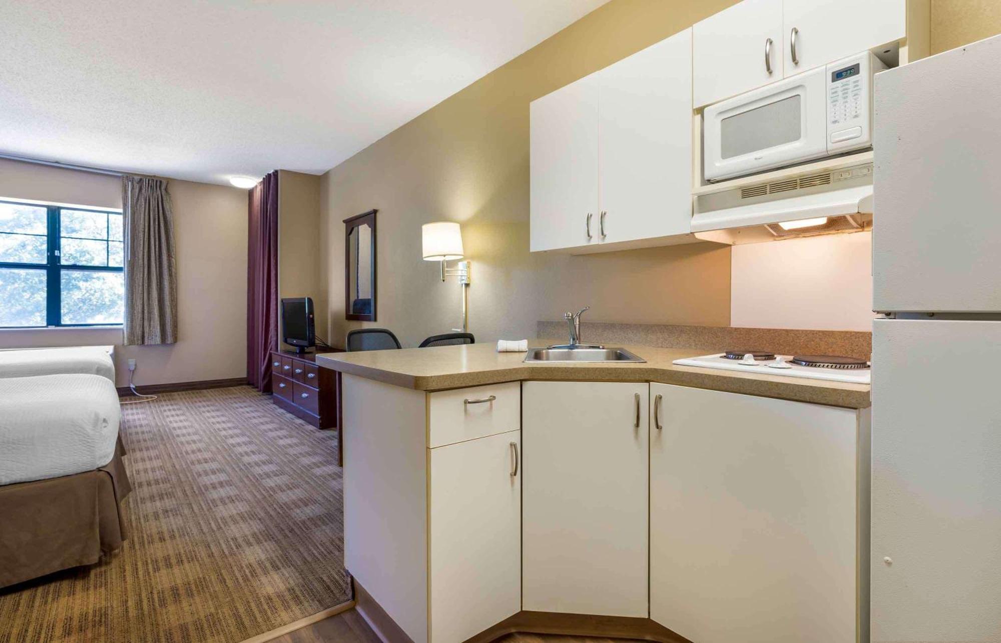 Extended Stay America Select Suites - Fayetteville - Спрингдейл Екстериор снимка