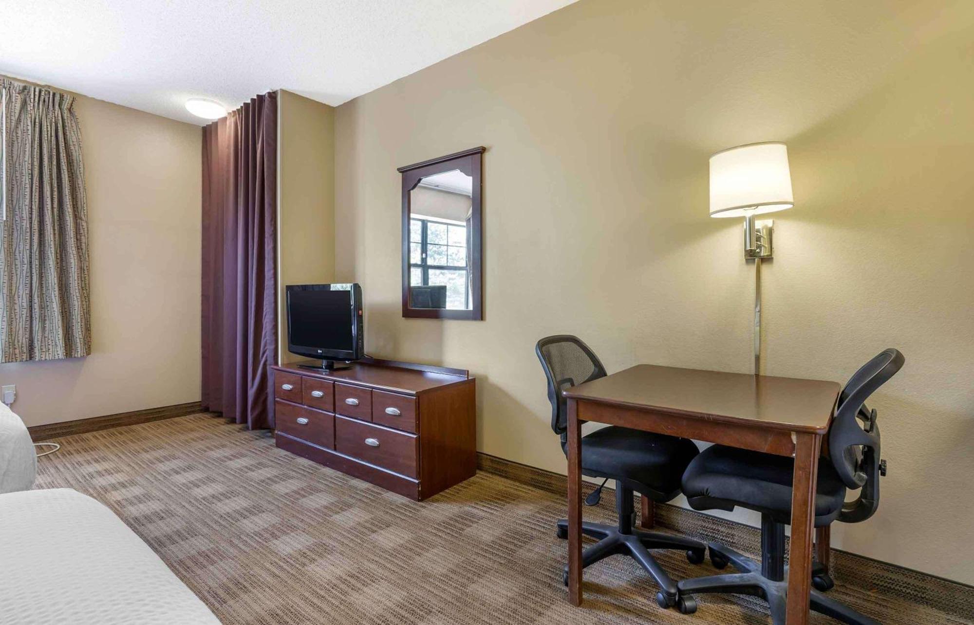 Extended Stay America Select Suites - Fayetteville - Спрингдейл Екстериор снимка