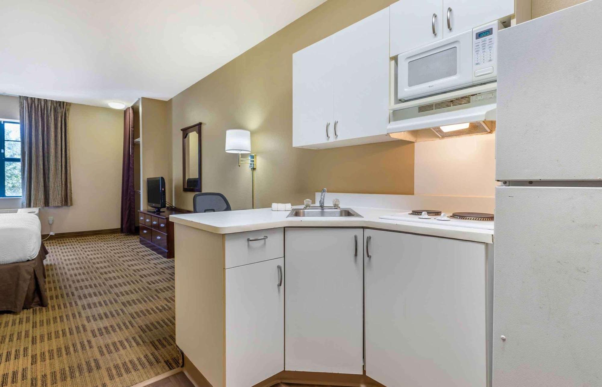 Extended Stay America Select Suites - Fayetteville - Спрингдейл Екстериор снимка