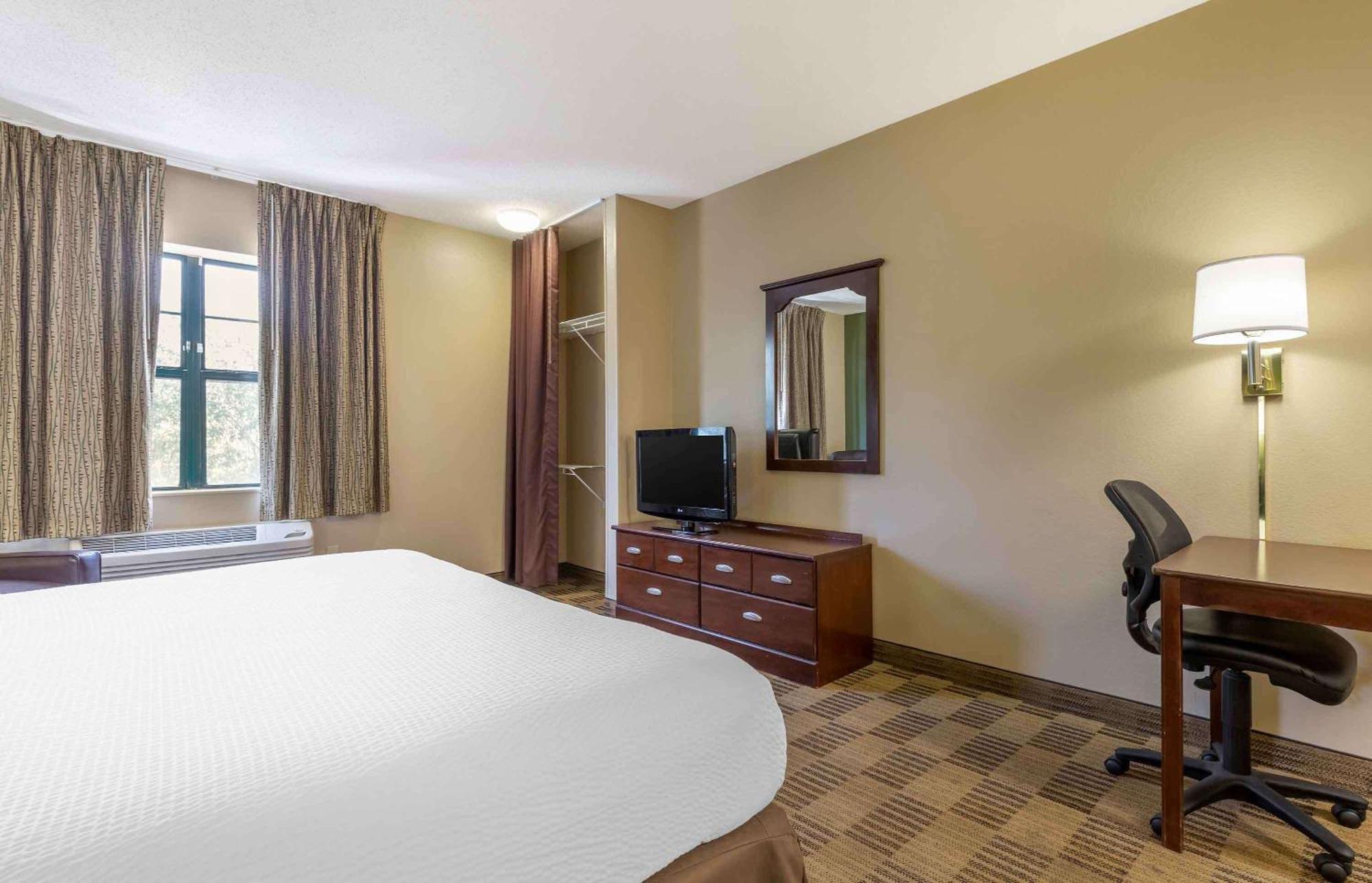 Extended Stay America Select Suites - Fayetteville - Спрингдейл Екстериор снимка