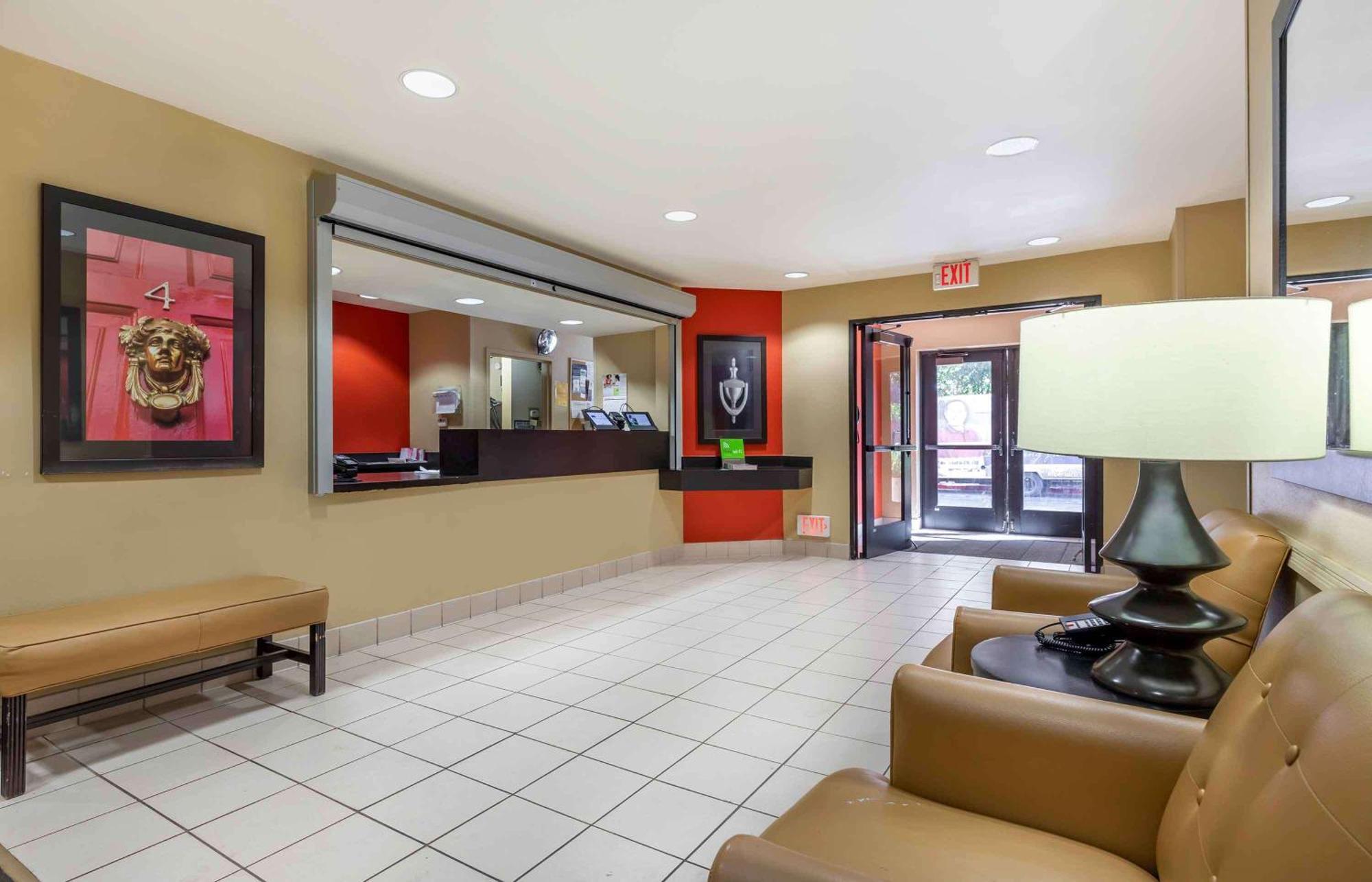 Extended Stay America Select Suites - Fayetteville - Спрингдейл Екстериор снимка